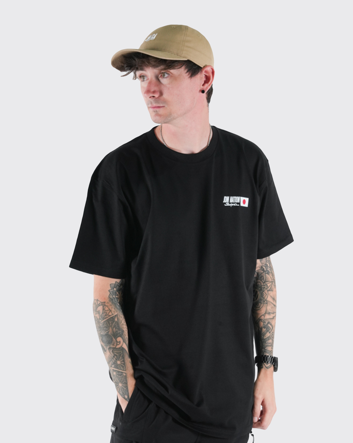 Supra outline Tee